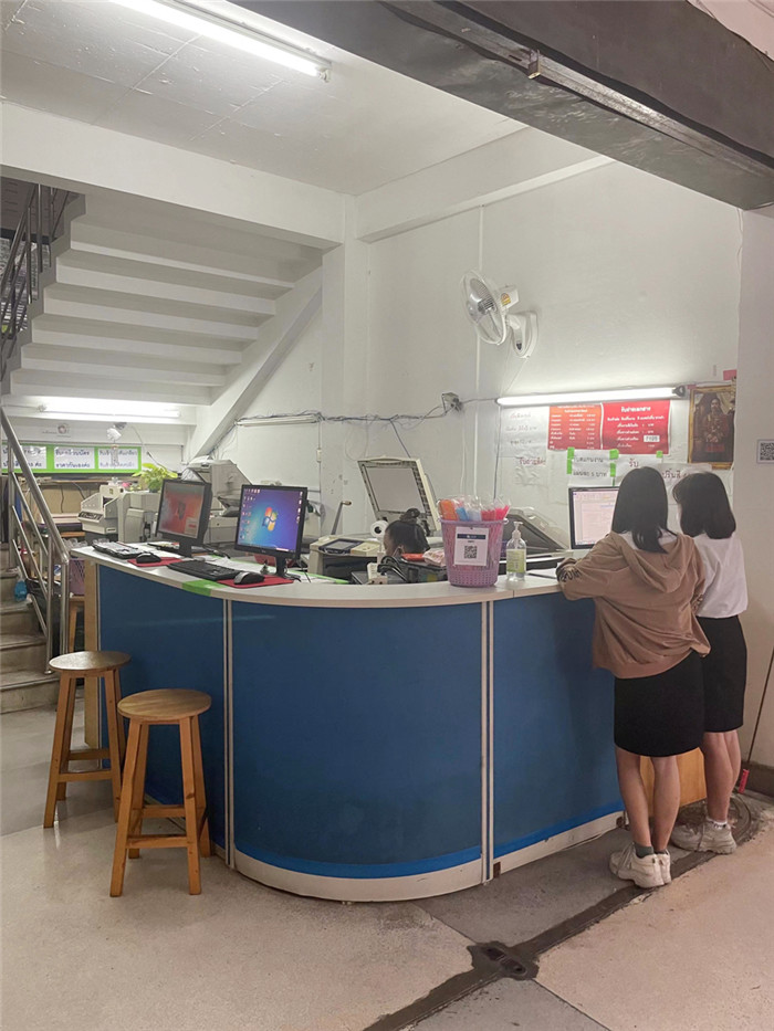 3栋旁边的打印店_副本.jpg